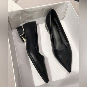 Elegant Black Flats with Pointed Toe and Square Heel